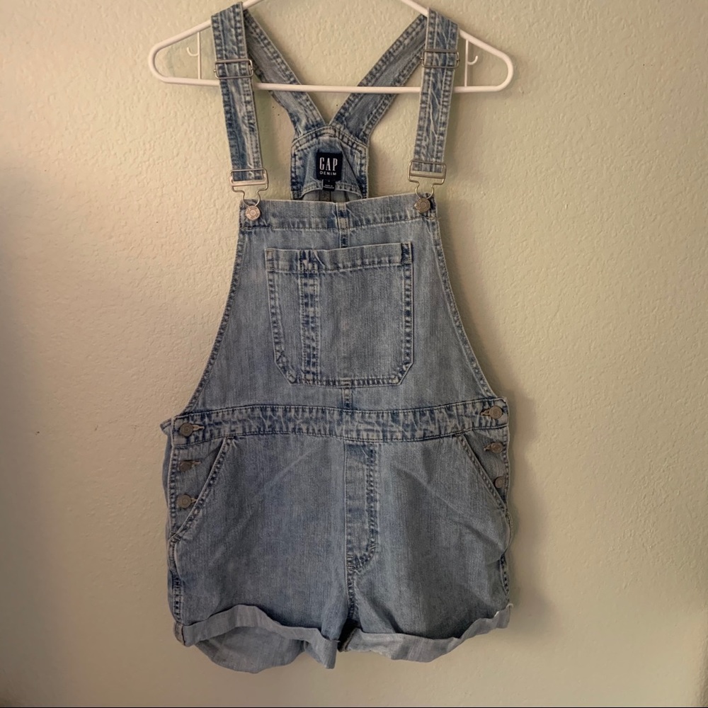 Light-wash overalls